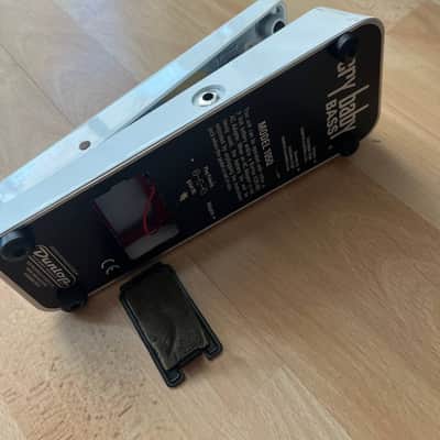 Dunlop 105Q Cry Baby Bass Wah 1999 - Present - White image 8