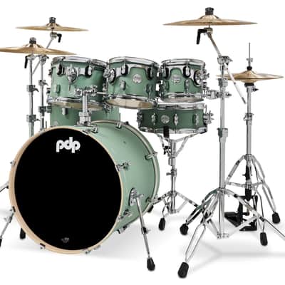 PDP  Concept Maple Satin Seafoam CR HW 7PC image 2