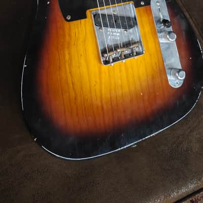 Fender Telecaster 1952 Custom Shop Journeyman Relic Limited Edition 2016 Sunburst image 4