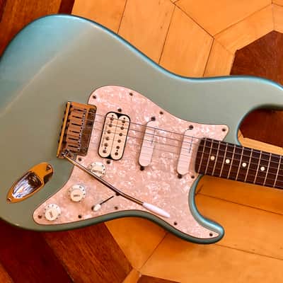 2001 Fender USA Lone Star American HSS Stratocaster Electric Guitar Ocean Turquoise Fender Padded case image 13
