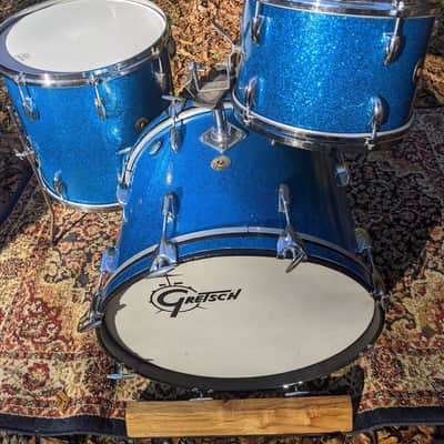 Gretsch Early '60s Round Badge Kit 12-16-20 1960 Blue Sparkle image 2