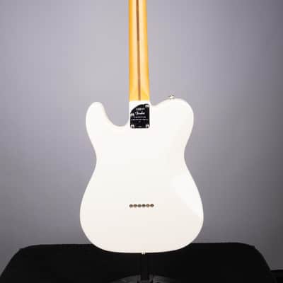 Fender American Professional II Telecaster Deluxe - Olympic White with Maple Fingerboard image 4