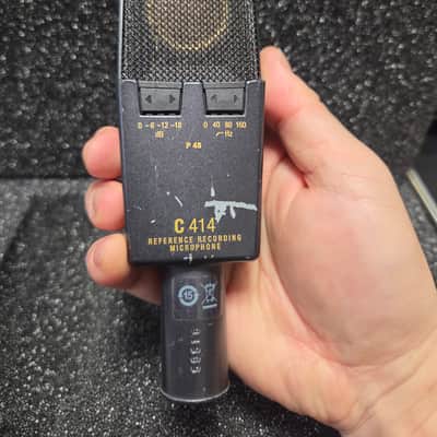 AKG C414 XLII Large Diaphragm Multipattern Condenser Microphone image 4