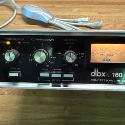 Pair of dbx 160 Compressor / Limiters image 2