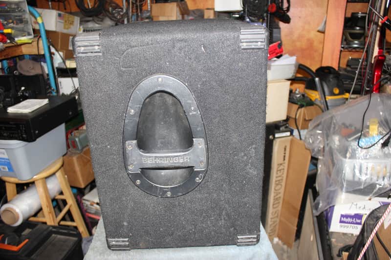 Behringer BB210 Ultra Bass/2x10 with Bugera Speakers and Corner