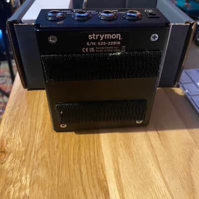 Strymon Flint Reverb and Tremolo V2 2022 - Present - Black image 8