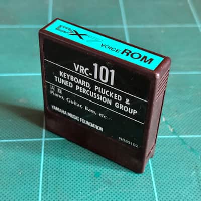 YAMAHA DX7 VOICE ROM VRC-101 KEYBOARD, PLUCKED & TUNED PERCUSSION GROUP