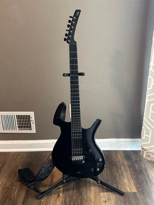 Parker Fly Deluxe Vibrato 1993 - 1997 - Black image 1