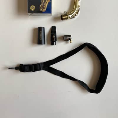Yamaha YAS-23 Alto Saxophone w/ hardcase & accessories image 4