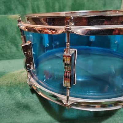 Ludwig 6.5x14" Vistalite Acrylic 10-Lug Snare Drum with P-85 Strainer 1970s - Blue image 6
