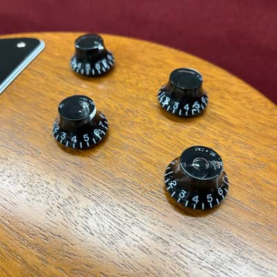 Gibson Les Paul Special Tribute 2020 - Walnut image 4