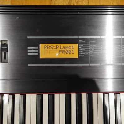 Yamaha S08 Weighted 88 Stage Piano / Synthesizer image 2