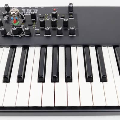 DSI Dave Smith Mopho SE Synthesizer Keyboard + Neuwertig + 1,5Jahre Garantie image 9