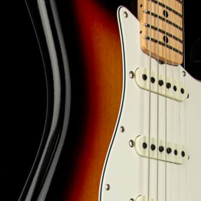 Fender Custom Shop '68 Stratocaster Deluxe Closet Classic - 3-Color Sunburst #77921 image 10