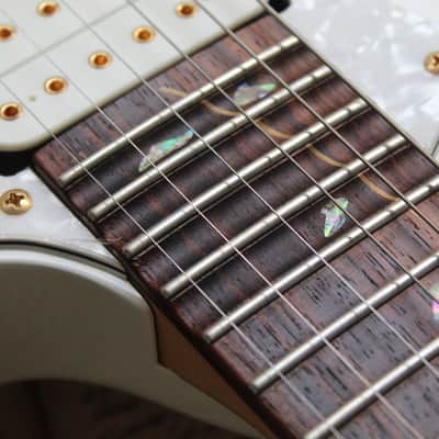 IBANEZ  "JEM7V White (F0713097) with her papers and original Hardcase" 3, 59 KG image 4