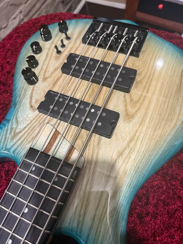 Sire 2nd Generation Marcus Miller M5 2021 - Transparent Blue image 1