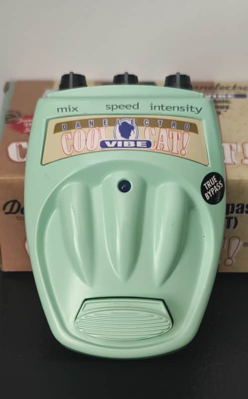 Danelectro Cool Cat Vibe