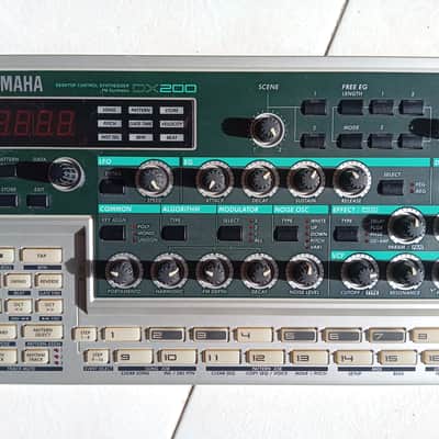 Yamaha DX200 2001 - Silver Black