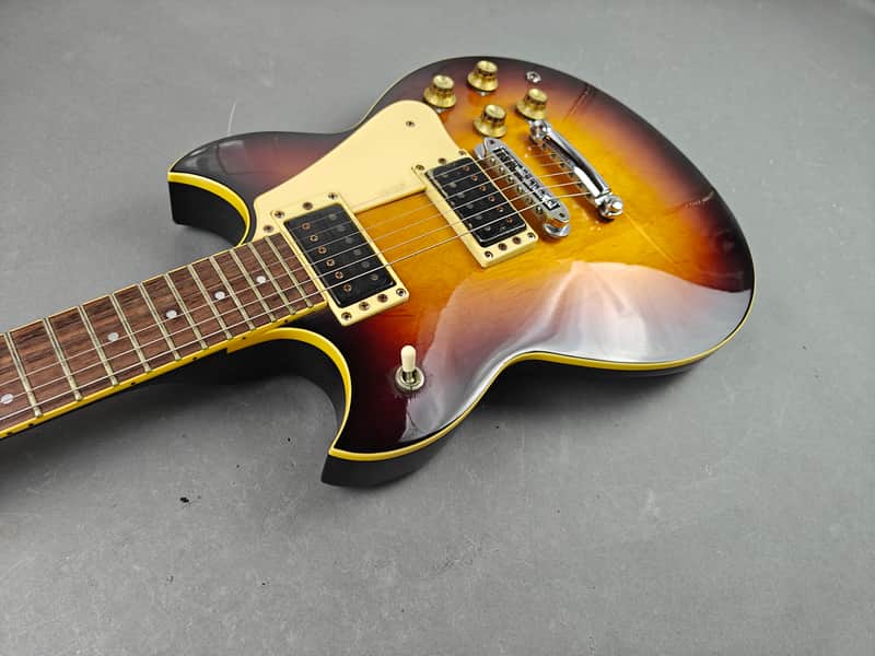 Yamaha SG600 1985 - Tobaco Burst image 1