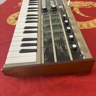 Korg MicroKORG 37-Key Synthesizer/Vocoder - 2002-2019 - Silver image 2