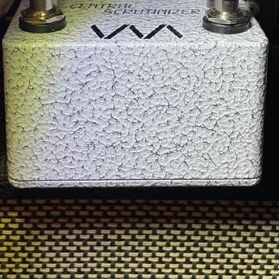 Void Manufacturing Central Scrutinizer - Crackle White image 3