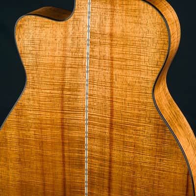 Martin M 0000 Cutaway Custom Premium Flamed Koa and Sinker Redwood NEW image 19