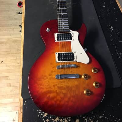 Cort CR100 Singlecut Cherry Sunburst