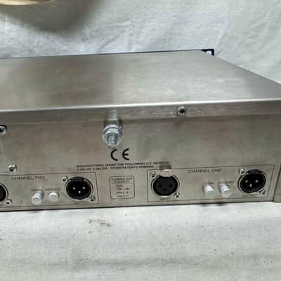 dbx Blue Series 786 Precision 2-Channel Microphone Preamplifier Rack with Box image 8