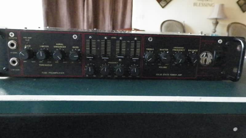SWR SM-400 Bass Amplifier With Road Runner Flight Case image 1