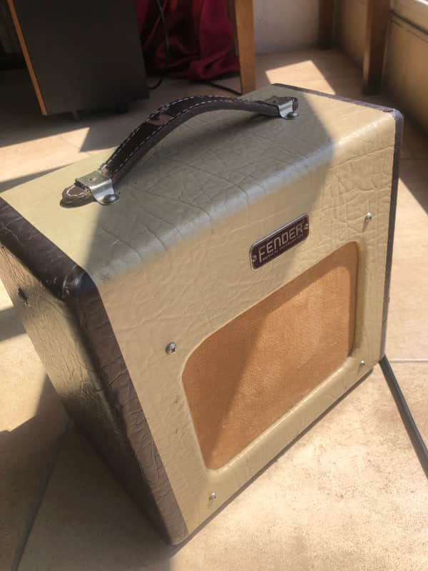Fender Champion 600 5-Watt 1x6" Guitar Combo 2007 - 2012 - Two-Tone Blonde / Brown image 1