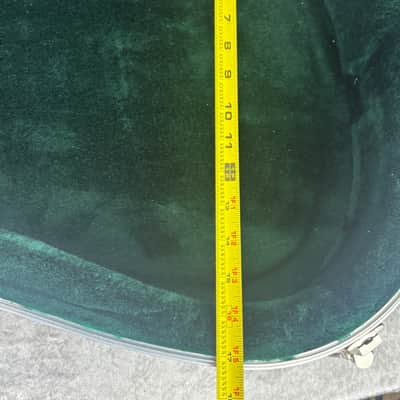 Martin Molded Acoustic hardshell case with green interior image 6