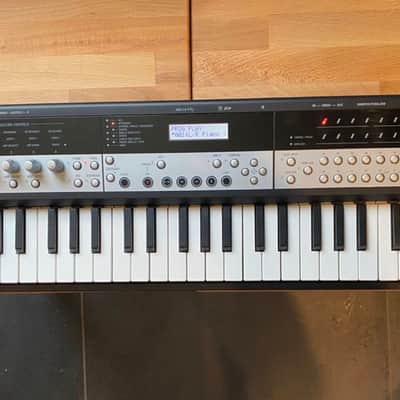Korg Microstation Music Workstation 61 key Synthesizer