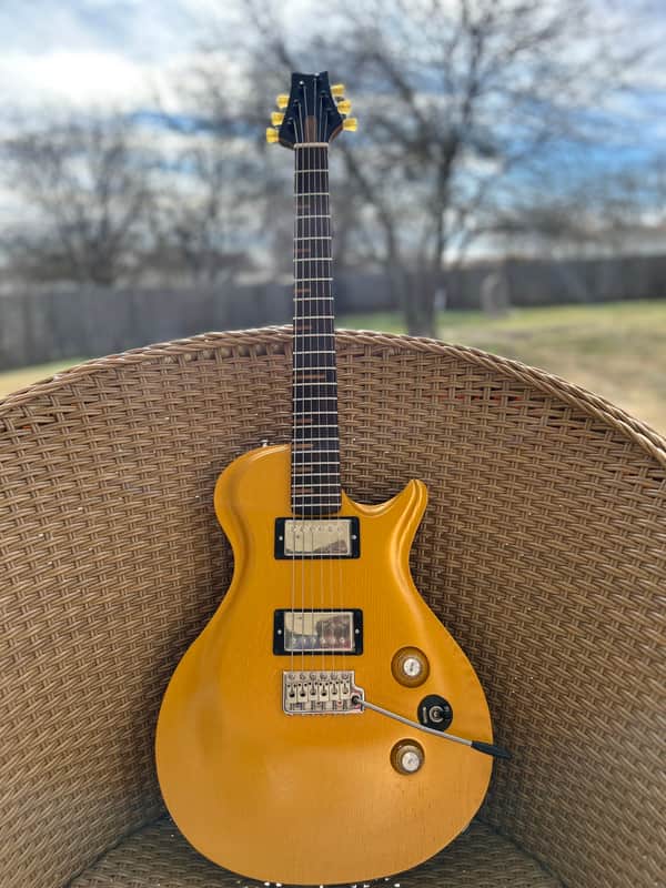 Gravity Single cut Goldtop 2026 - Nitro Aztec Gold image 1