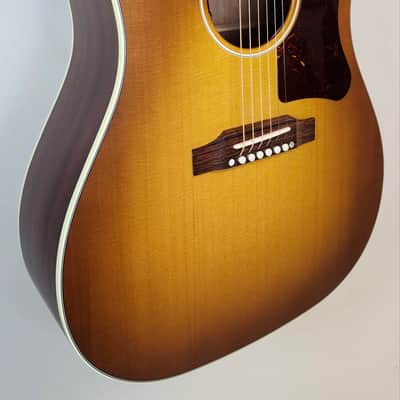 Gibson J-45 50s Faded Acoustic Electric Guitar, Round Shoulder, Faded Sunburst, W/HSC 2026 image 8