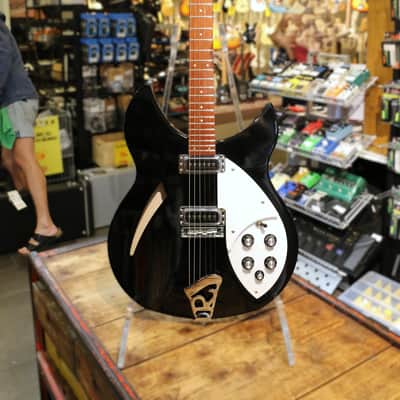 Rickenbacker 330 2012 - Present - Jetglo image 1