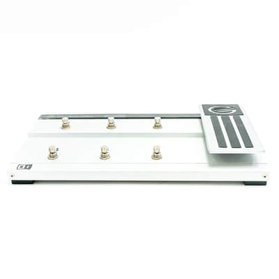 Native Instruments Rig Kontrol 2 – Guitar Rig Plugin Controller image 3