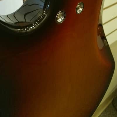 USA G&L L-1500 Mid 2000's NOS Three Tone Sunburst, case and paperwork have escaped! image 8