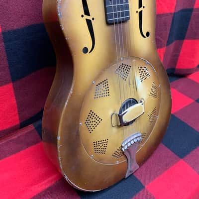 1929 National Triolian Resophonic Guitar Walnut Sunburst image 3