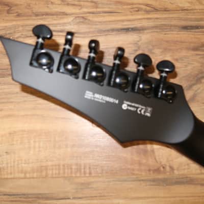 Dean Vengeance V 2023 - satin black image 10