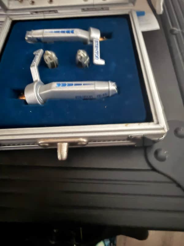 Stanton Trackmaster TII-RS - Silver and blue image 1