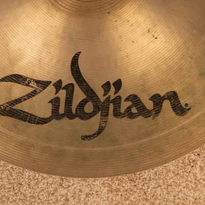 1990s Zildjian A 16" Medium Thin Crash Cymbal 1104g image 4