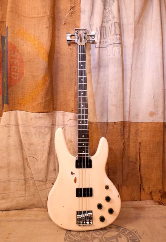 Travis Bean TB-2000 Bass Guitar 1976 - White image 1
