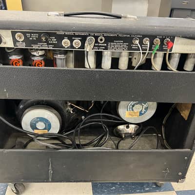 Fender Twin Reverb 2-Channel 100-Watt 2x12" Guitar Combo 1972 - 1976 - Silverface image 8