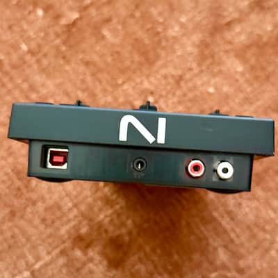Traktor Kontrol Z1 MK2 DJ Mix Controller4-deck DJ Mixing Controller with Stem Control Layer image 5