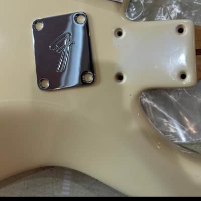Fender Lead 11 Vintage Electric Guitar Original W/ case 1981 - Artic white image 16