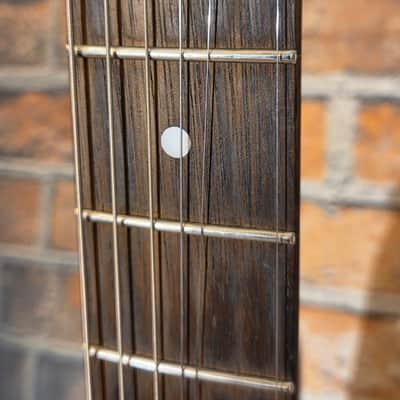 Squier 2019 Affinity Series Stratocaster Indian Laurel Fretboard 2-Color Sunburst image 4