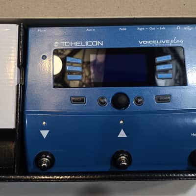 TC Helicon Voice Live Play - Blue image 5