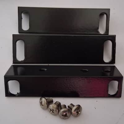 Rack ear kit to fit Ensoniq Mirage / ESQ-m rack with mounting screws