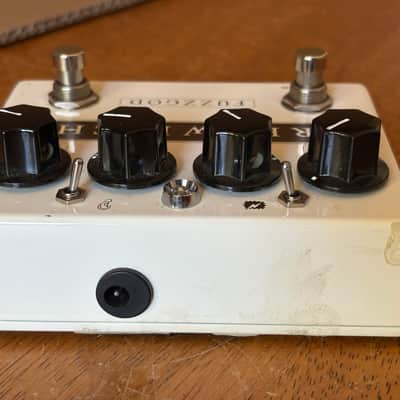 Red Witch Fuzz God II 2010s - White image 8