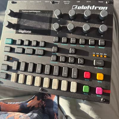 Elektron Digitone 8-Voice Digital Synthesizer 2017 - 2024 - Black image 4